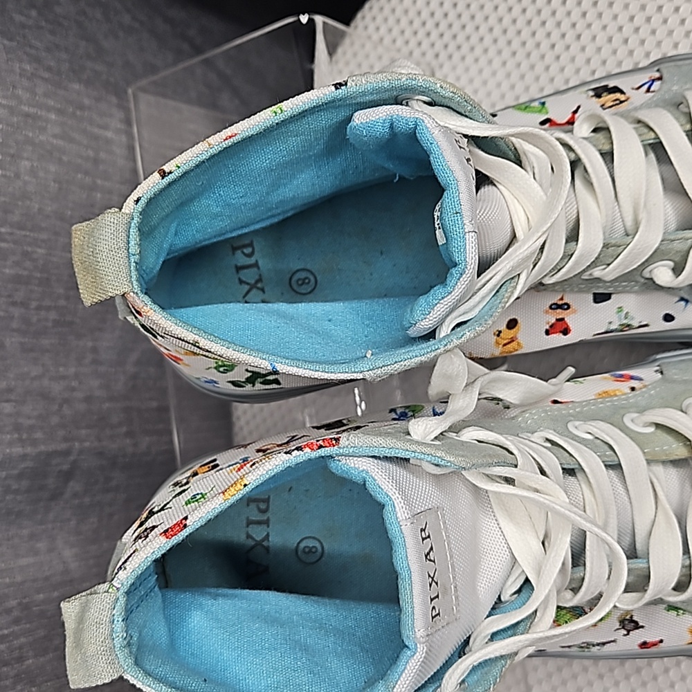 DISNEY PIXAR 25TH ANNIVERSARY HI-TOP SNEAKERS SIZE 8 - Picture 4 of 8